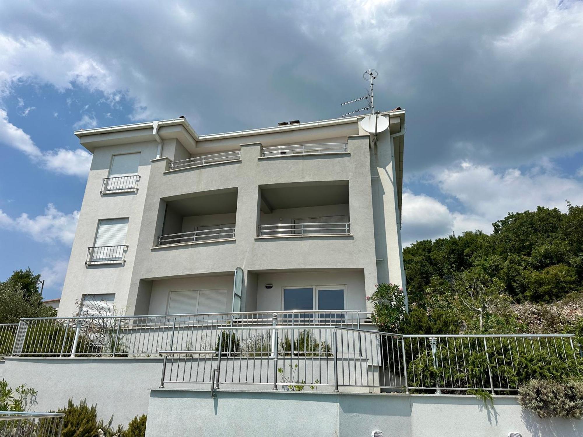 The View Apartment With Pool - Crikvenica Exterior foto